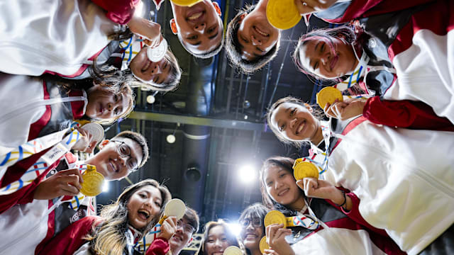 雷迪克谈社交媒体时代教练挑战与回合价值差异（雷迪克解析社媒时代的教练困境与回合价值分歧）