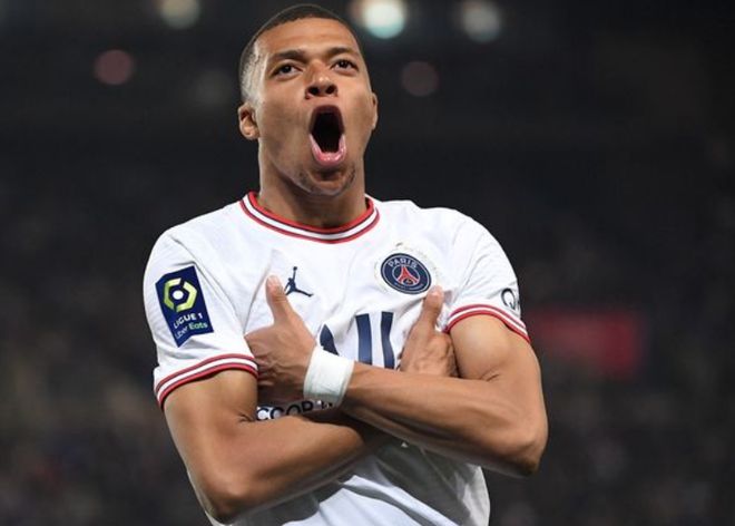 官方：38岁全北现代老将崔喆淳将在本赛季结束后退役（官宣：全北现代38岁老将崔喆淳赛季结束后挂靴）