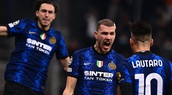 镜报：麦克托米奈上赛季意甲收官战亲签球衣成交价超2.4万欧（镜报：麦克托米奈意甲赛季收官战亲笔签名球衣拍卖价突破2.4万欧元）