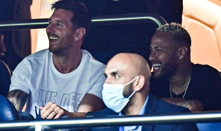 曼城助教：瓜迪奥拉能指挥与水晶宫比赛，罗德里仍无法登场（曼城助教：瓜帅可指挥战水晶宫，罗德里依旧缺席）